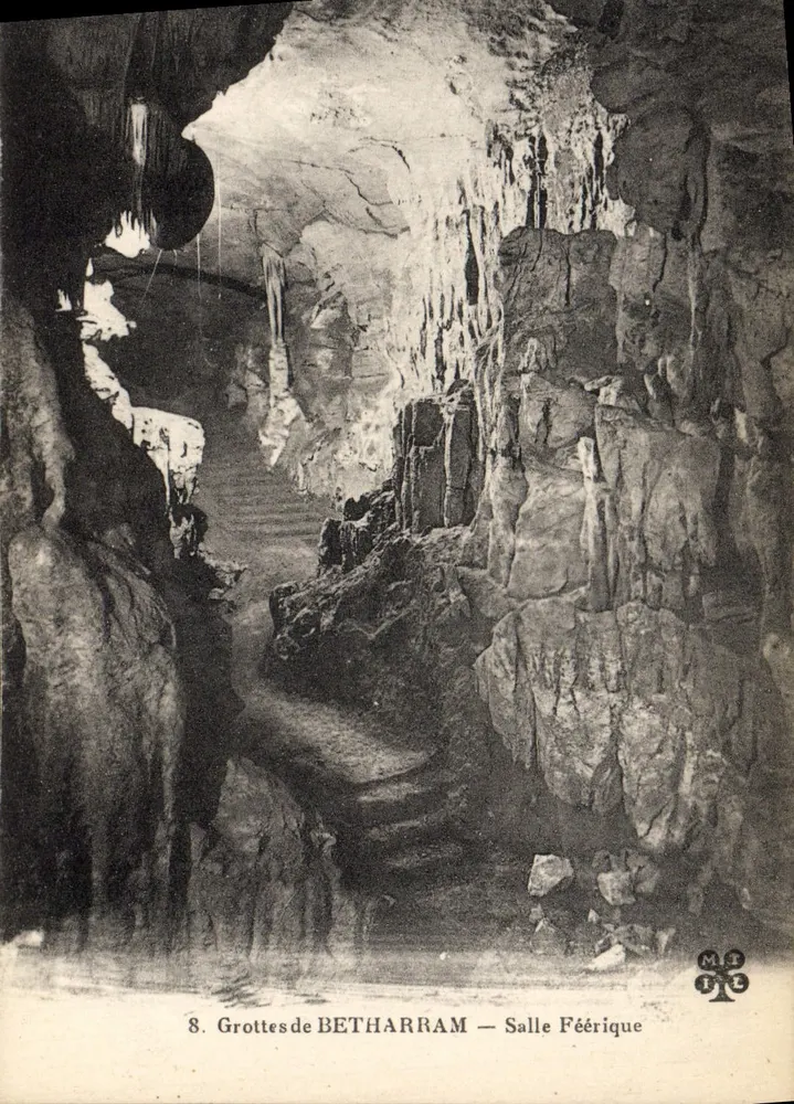 Grutas de BETHARRAM — Sala Férrea — Imprimé Illustré - Frente