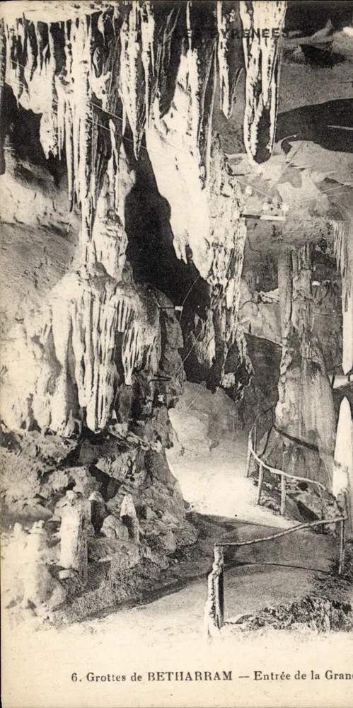 Höhlen von BETHARRAM — Eingang zur großen Höhle — Verlag: IMPRIMÉ ILLUSTRÉ - Vorderseite