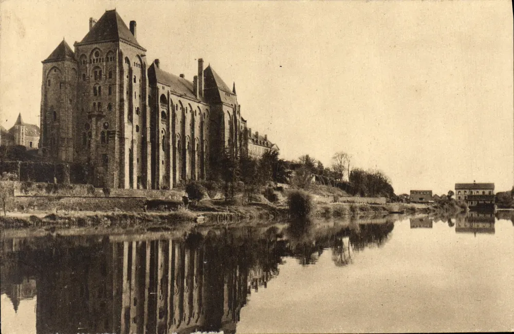 Abtei Solesmes — Blick auf den rechten Uferabschnitt der Sarthe — Edition der Freunde von Solesmes - Vorderseite