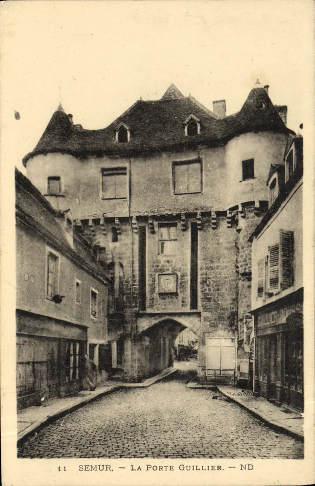 Semur — La Porte Guillier — ND - Frente