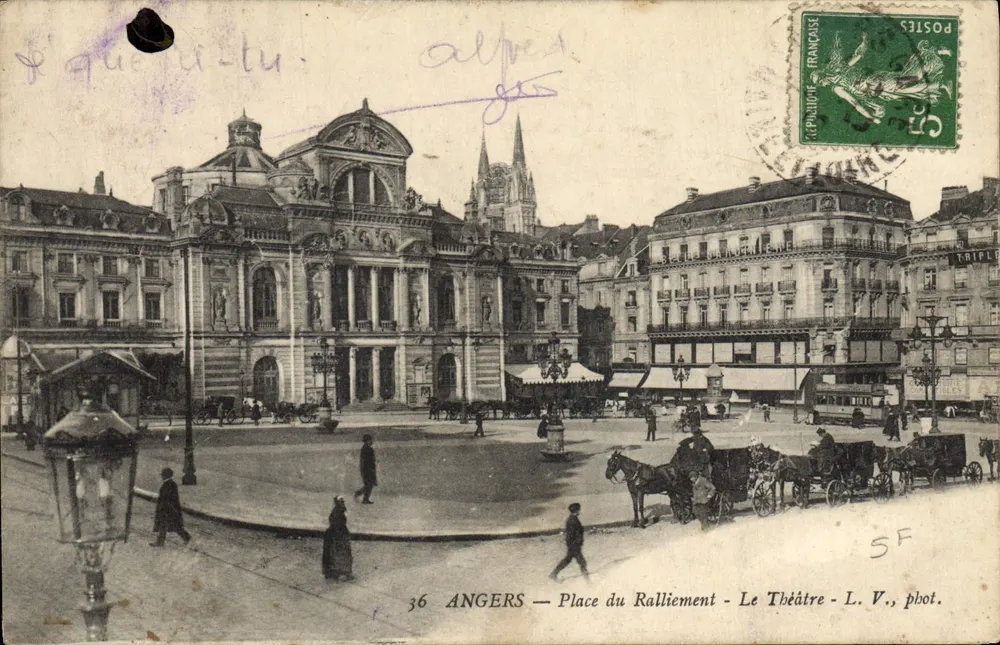 Angers — Place du Ralliement — Le Théâtre — L. V., phot. - Vorderseite