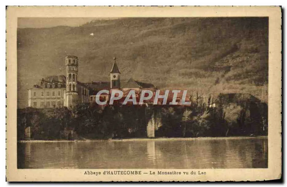 Abadia de HAUTECOMBE — O Mosteiro visto do Lago - Frente