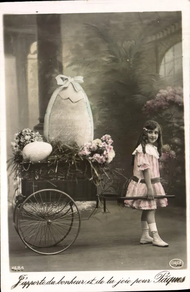 Féerie de Pâques — Criança com carrinho decorado com um grande ovo — Circe, n°4685 - Frente