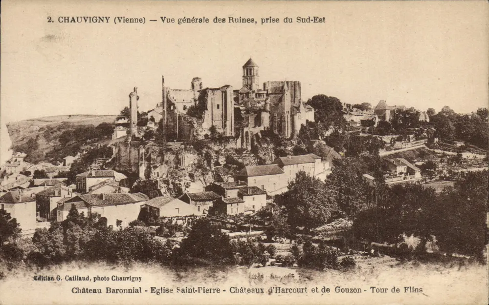 Chauvigny (Vienne) — Allgemeine Ansicht der Ruinen, aufgenommen von Südosten — Edition G. Cailland, Foto Chauvigny - Vorderseite