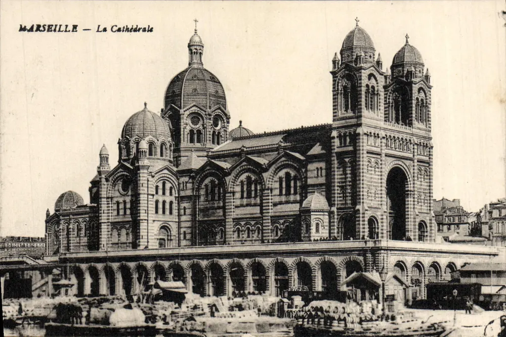 Marselha — A Catedral — n°13 - Frente
