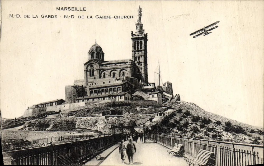 Marseille - N.-D. de la Garde - Kerk van Onze Lieve Vrouw de Garde - Voorkant