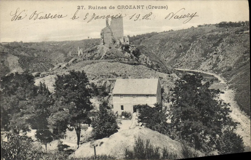 Ruínas de Grozant (Creuse) — vista com casa no primeiro plano — editor N. Vaucory, n°27 - Frente