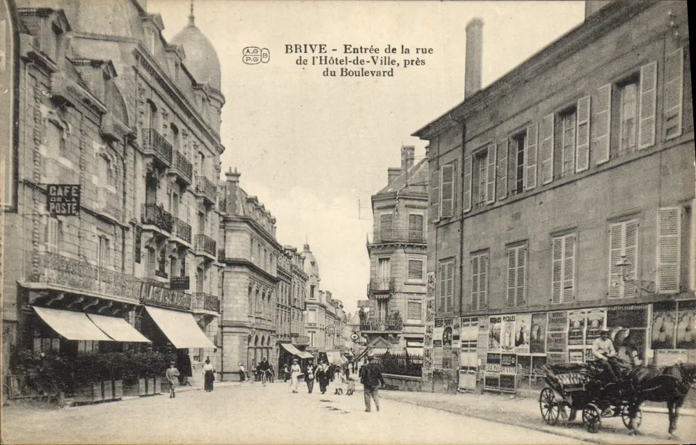 Brive - Eingang zur Rue de l'Hôtel-de-Ville, in der Nähe des Boulevards - Vorderseite