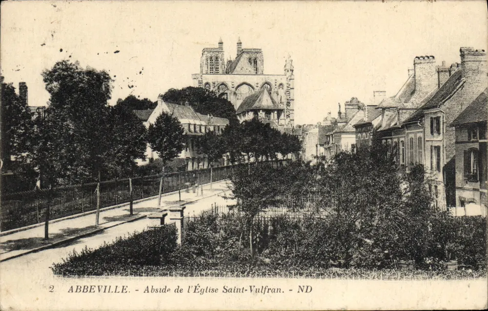 Abbeville - Abside da Igreja de São Vulfrano - ND - Frente