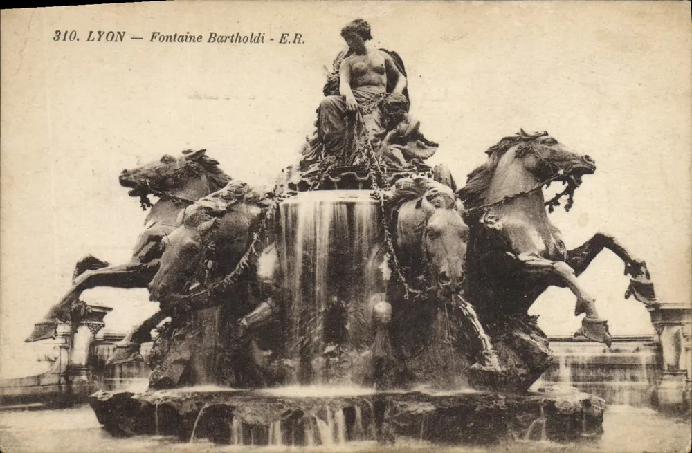LYON — Fontaine Bartholdi — E.R. n°310 - Frente