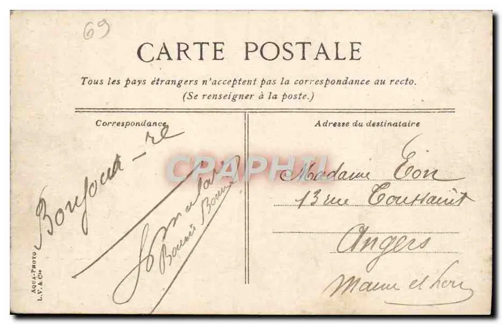 Lyon. O palácio São Pedro — vista da praça com fonte — editor L.V. & Cie, n°29 - Verso