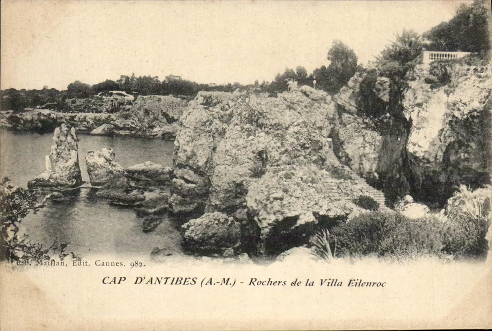 CAP D'ANTIBES (A.-M.) - Rochos da Villa Eilenroc — Lab. Maiflan, Edit. Cannes. 982. - Frente