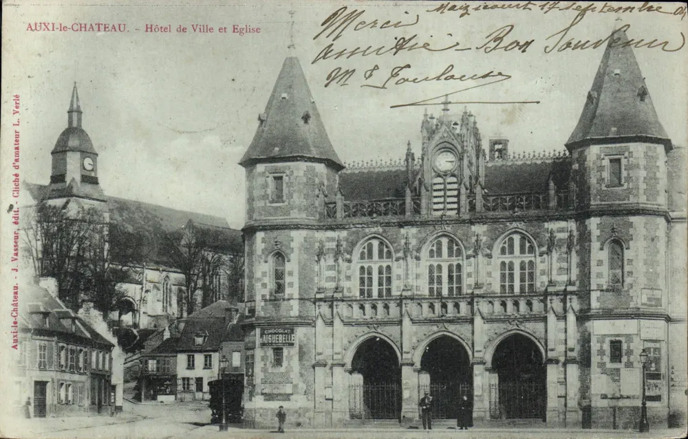 Auxi-le-Château — Rathaus und Kirche — Verlag J. Vassour - Vorderseite
