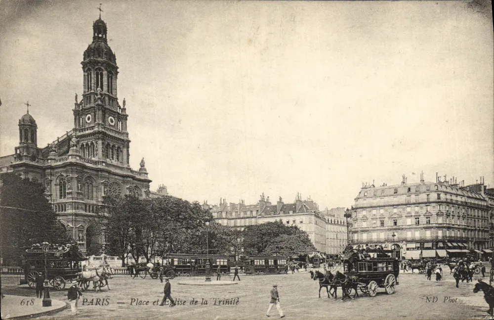 Paris — Place e Igreja da Trindade — ND Phot - Frente