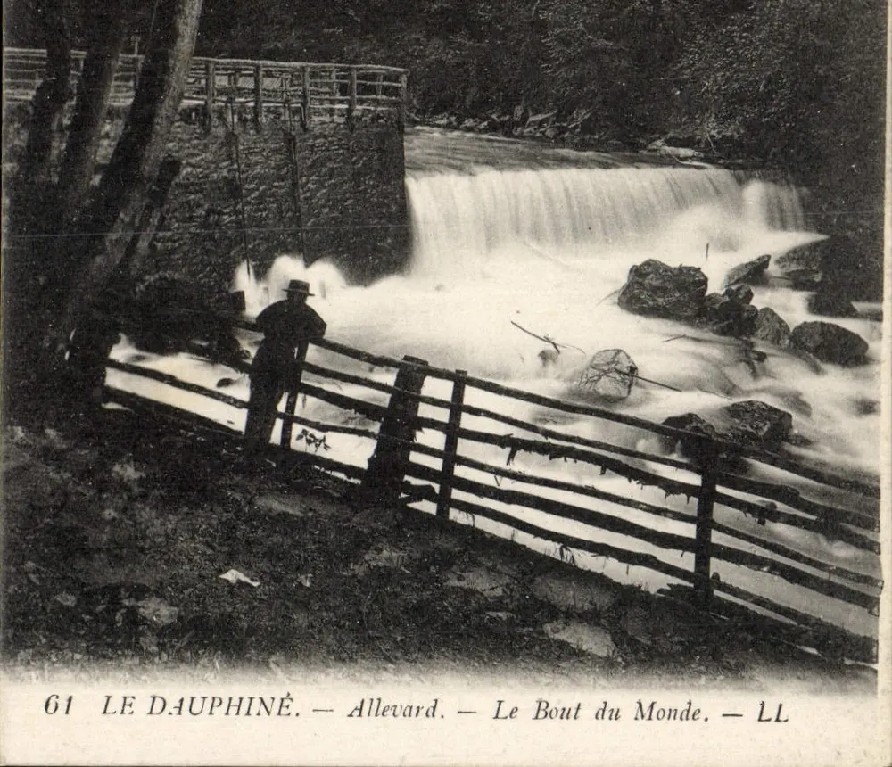 Allevard — O Fim do Mundo — LL — 61 O Dauphiné - Frente