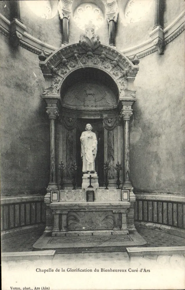 Cappella della Glorificazione del Beato Curato d'Ars — Vernu, fot. (Ain) - Recto