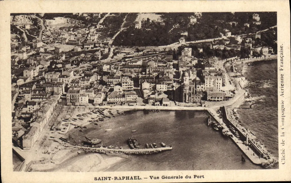 Saint-Raphaël — Vista Geral do Porto — Cliché da Compagnie Française Aérienne - Frente