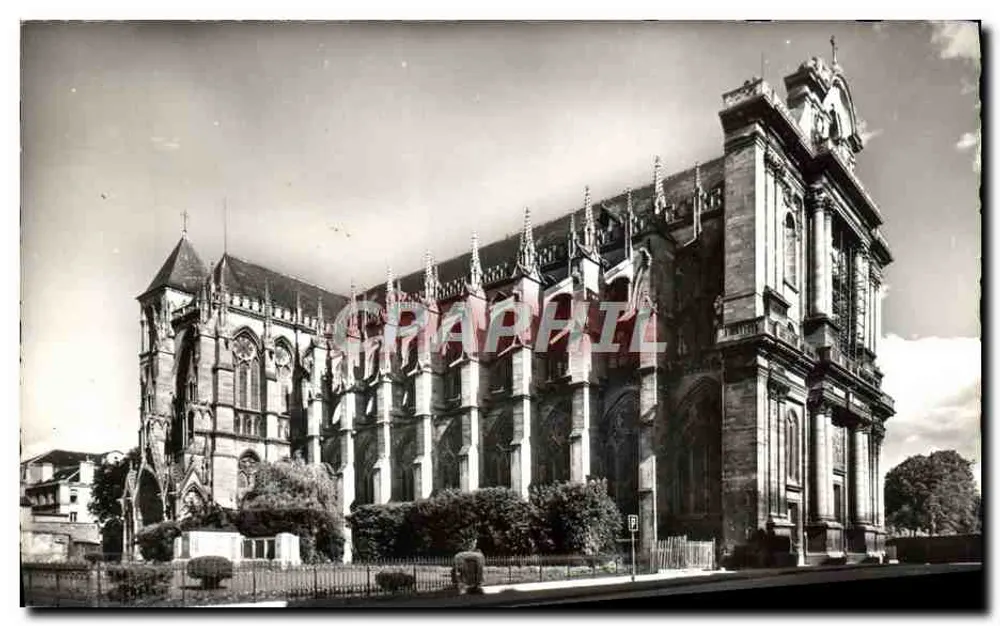 A Catedral de Châlons-sur-Marne — vista da fachada — Éditions de Talleyrand, Reims - Frente