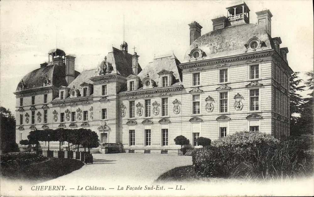 Cheverny — O Castelo — A Fachada Sudeste — LL. - Frente