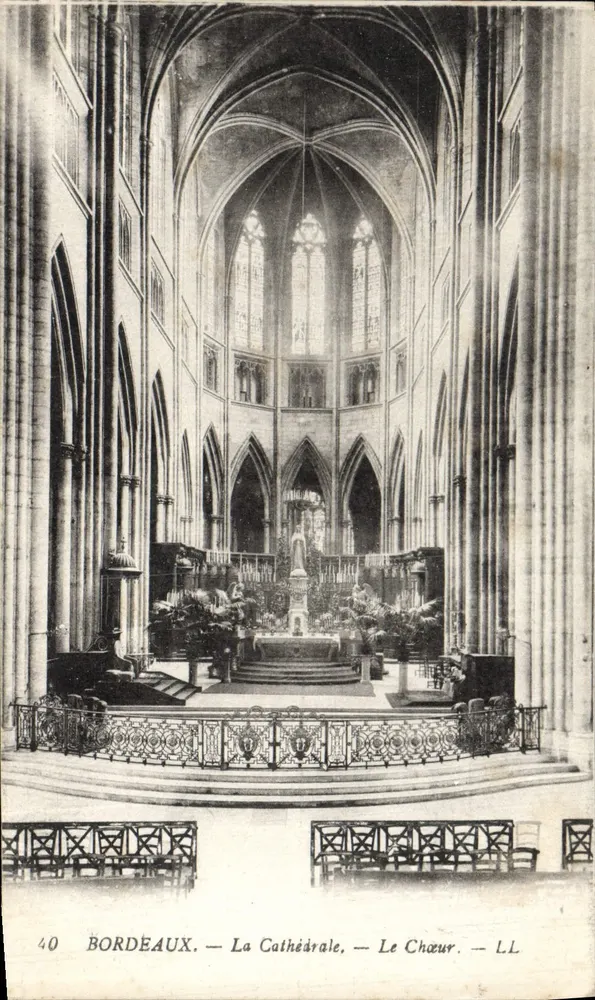 Bordeaux — De Kathedraal — Het Koor — L.L. n°40 - Voorkant