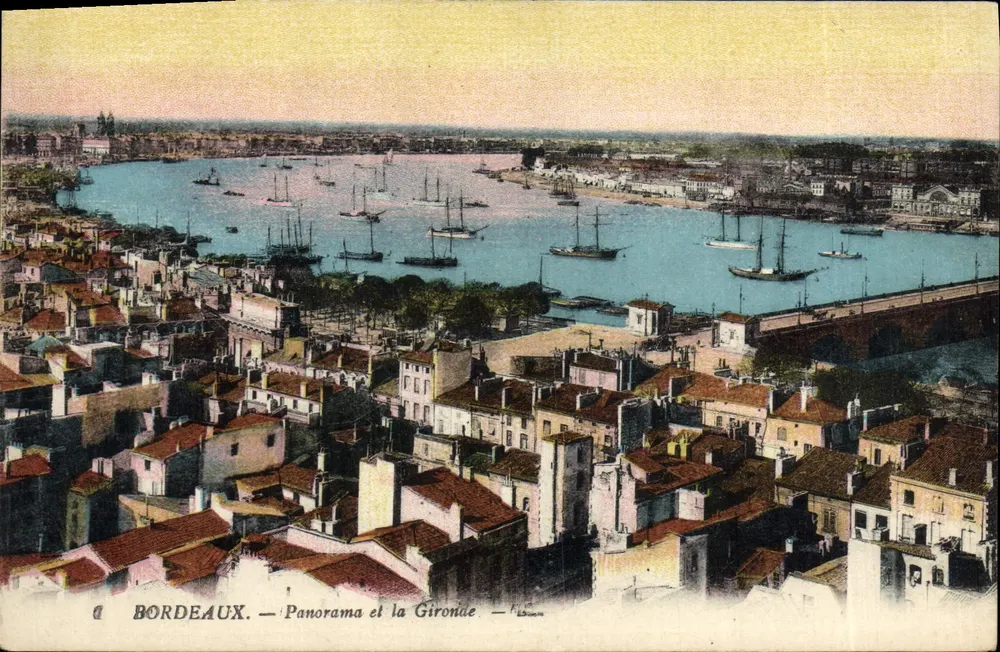 Bordeaux — Panorama e la Gironde — editore non identificato, numero di serie non visibile - Recto