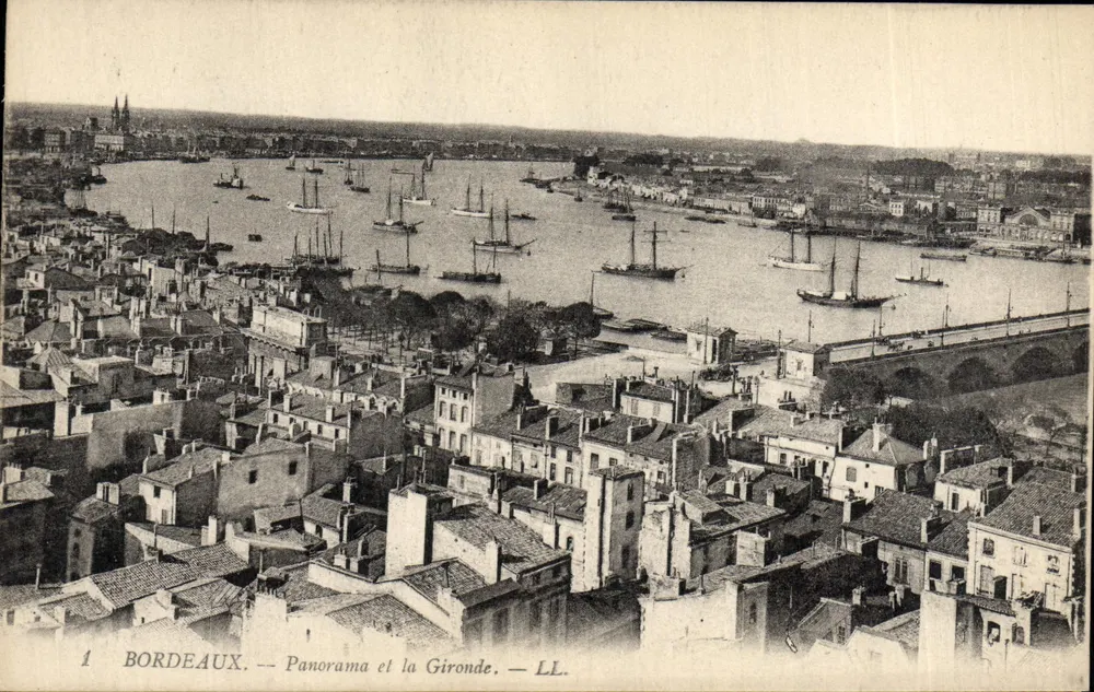 Bordeaux — Panorama y la Gironde — LL. - Anverso