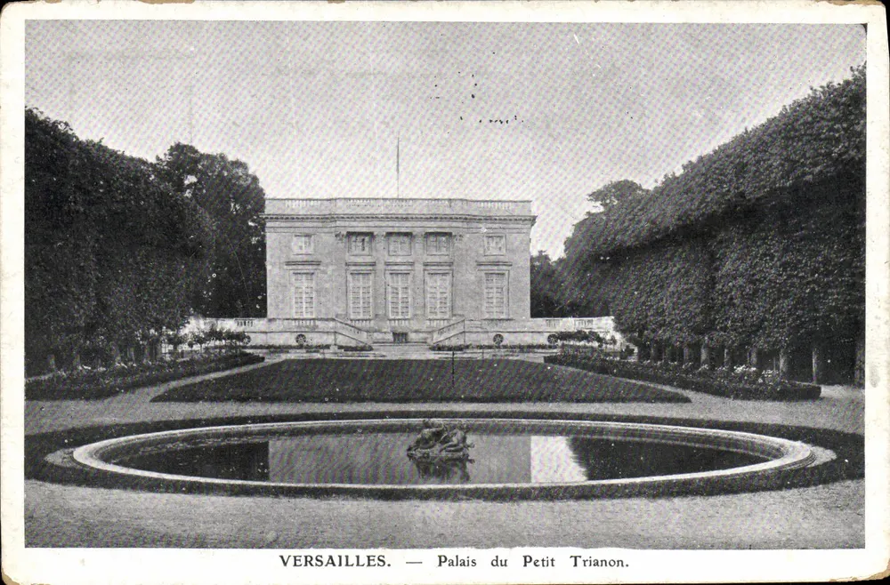 Versailles — Palácio do Petit Trianon — editor não identificado - Frente