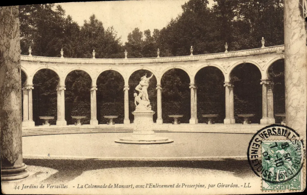 Gärten von Versailles — Die Mansart-Säulenreihe mit der Entführung der Proserpine, von Girardon — LL - Vorderseite