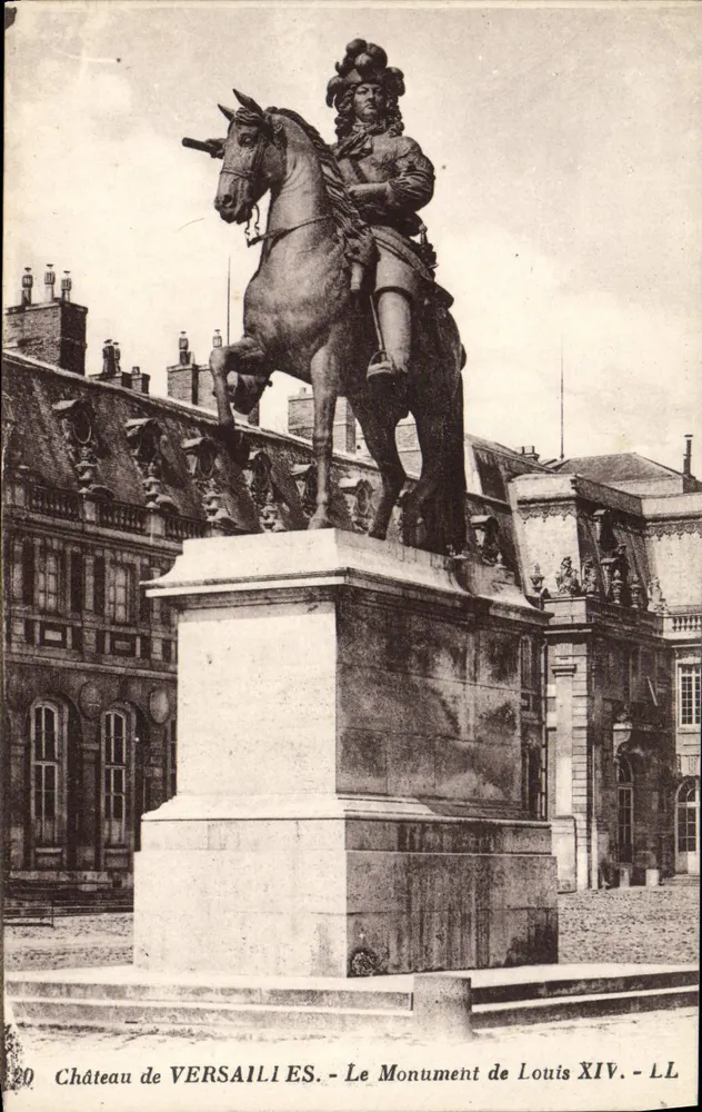 Castelo de VERSAILLES - O Monumento de Luís XIV - LL - Frente