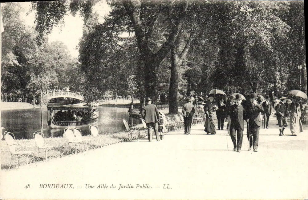 Bordeaux — Ein Gang am öffentlichen Garten — LL. n°48 - Vorderseite