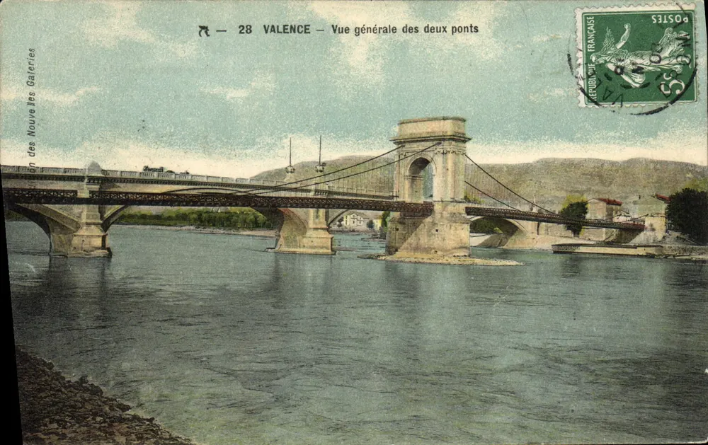 Valence — Visão geral dos dois pontes — Galerias dos Novos - Frente