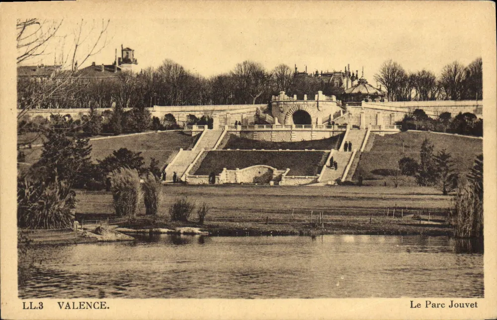 O Parque Jouvet — Valence — editor LL.3 - Frente