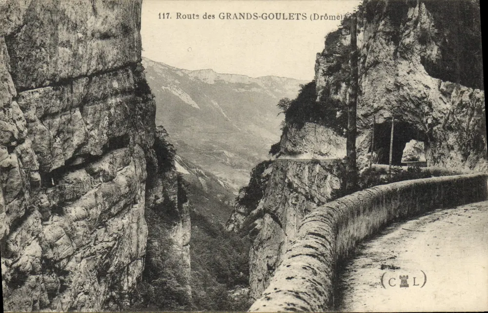 Trasy Grands-Goulets (Drôme) — widok z kanionu — wydawca CCL nr 117 - Awers