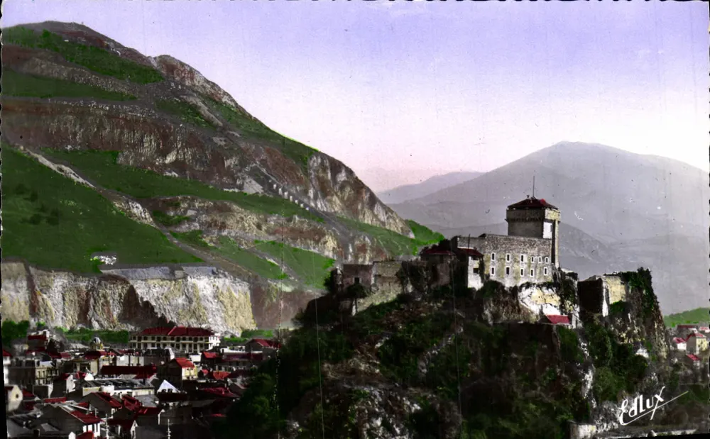 Lourdes — Il Castello-Fortezza e il Pic du Jer — Edilux - Recto