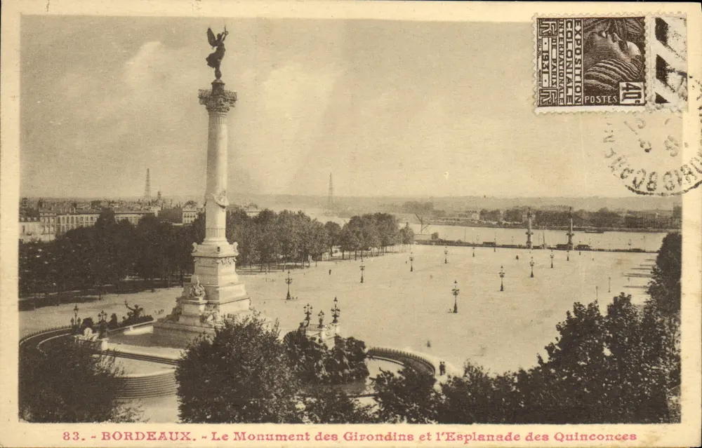 Bordeaux — Den Denkmal der Girondins und die Esplanade des Quinconces — Artisques Editions - Vorderseite