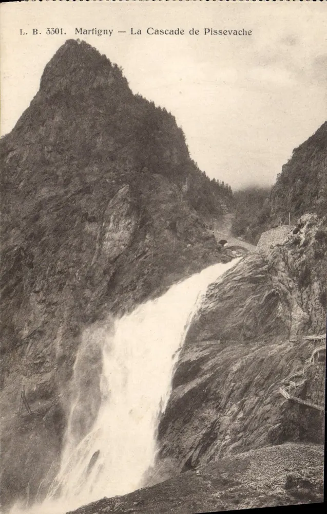 Martigny — A Cascata de Pissevache — L.B. 3301 - Frente