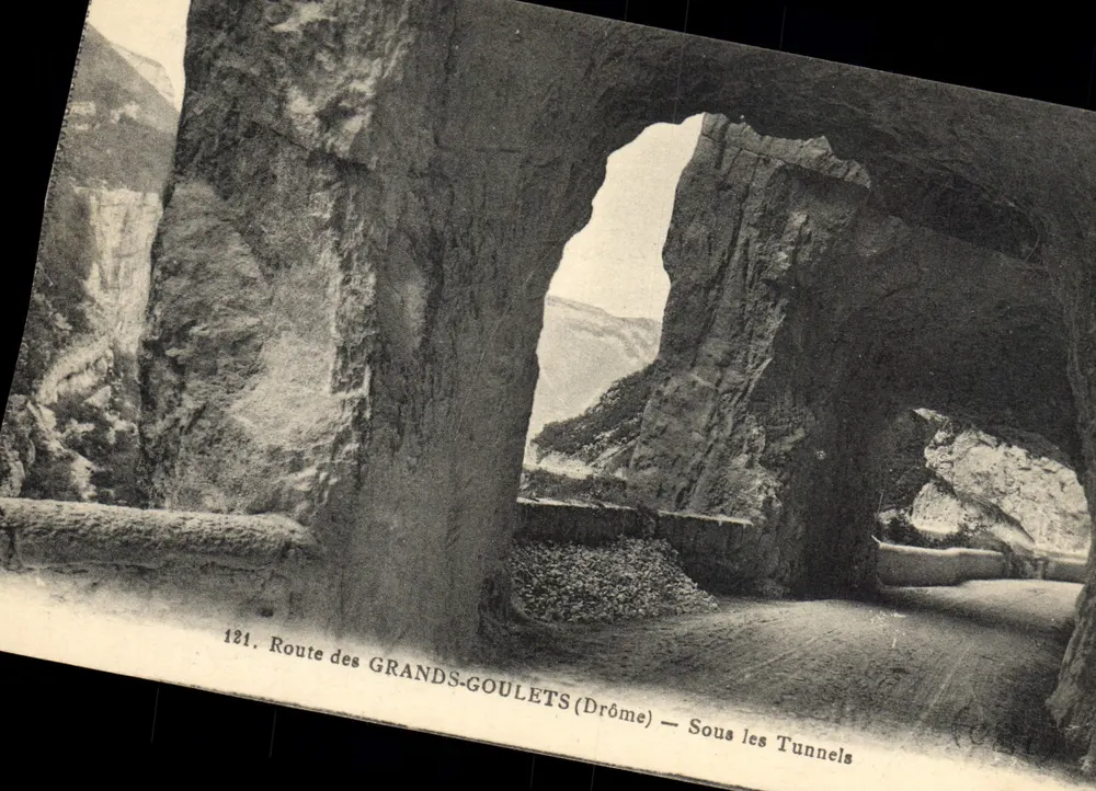 Rota dos Grandes-Goulets (Drôme) — Sob os Túneis — n°121 - Frente