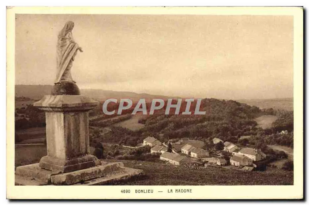 Bonlieu — A Virgem — estátua da Virgem sobre um vilarejo em planície - Frente
