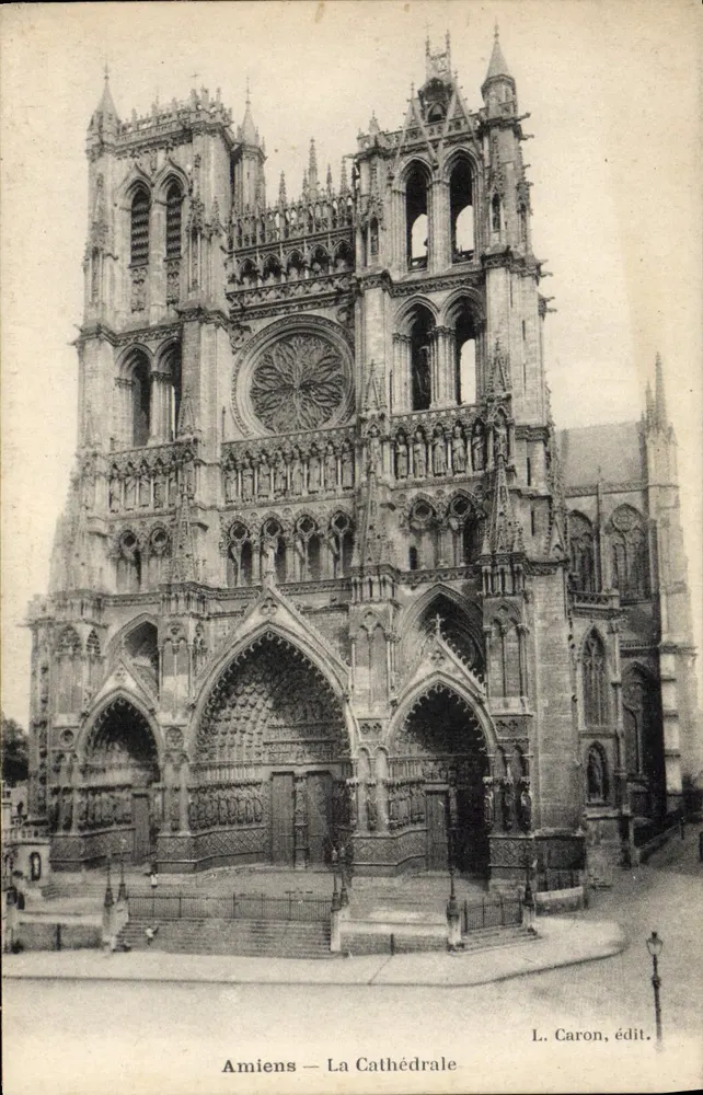 Amiens — A Catedral — L. Caron, editor - Frente