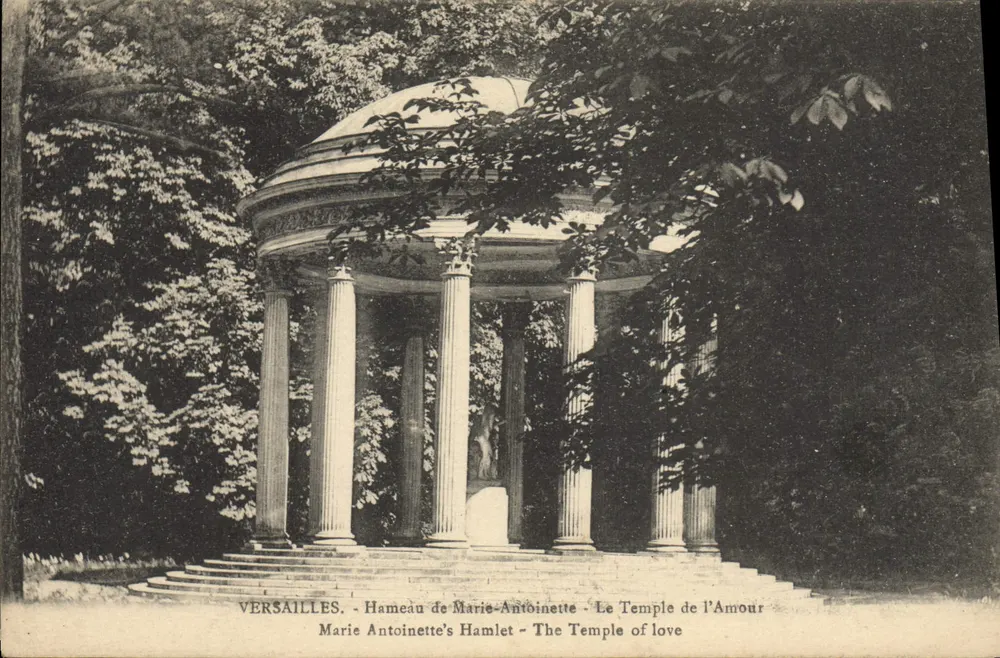 Versailles - Hameau de Marie-Antoinette - Der Tempel der Liebe - Vorderseite