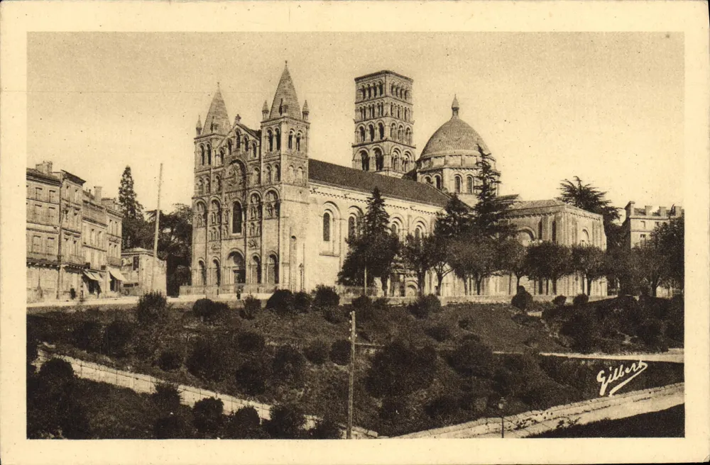 Angoulême — Sint-Pieterskathedraal, romano-byzantijnse — Edities van Kunst A. Gilbert - Voorkant