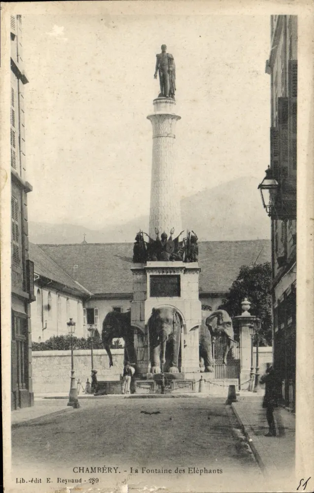 Chambéry — La Fontaine des Éléphants — éditeur E. Reynaud n°289 - Frente