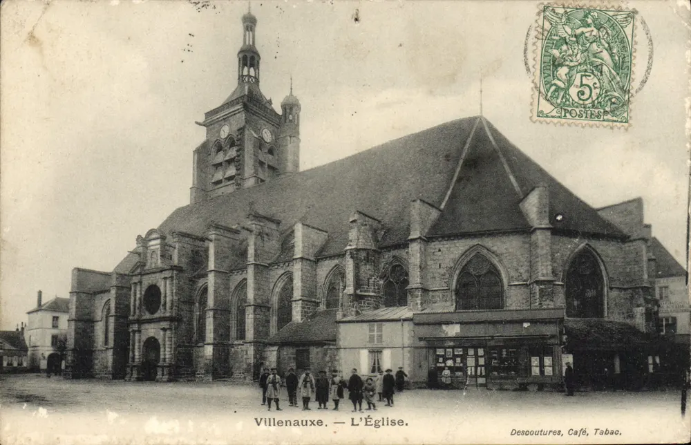 Villenauxe — A Igreja — Descoutures, Café, Tabac - Frente
