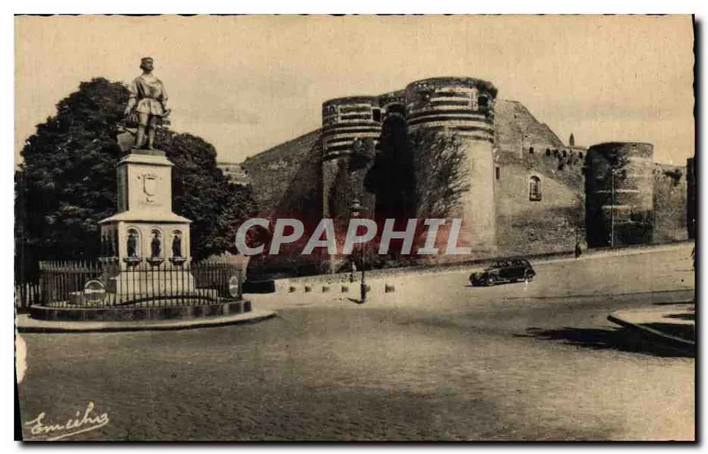 Angers (Maine-et-Loire) — Estátua do Rei René diante do Castelo onde nasceu — M. Chrétien e Pils, Angers - Frente
