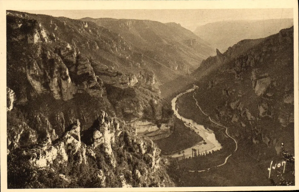 Gorges do Tarn — O Ponto Sublime — Les Éditions d'Art Martel, Paris - Frente