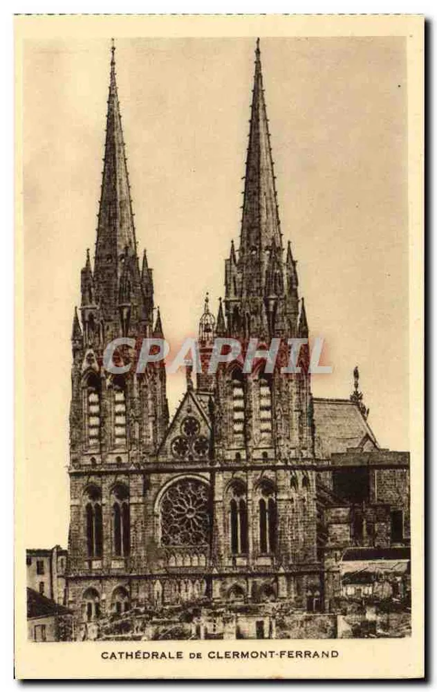 Catedral de Clermont-Ferrand — vista da fachada com suas duas agulhas — sem editor ou número visível - Frente
