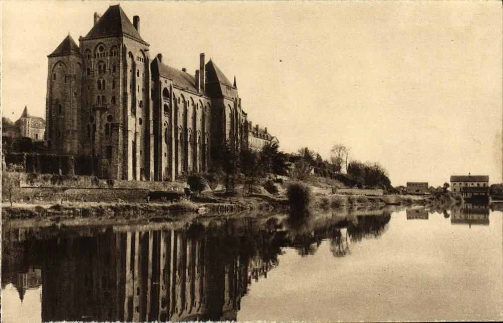 Das Kloster Solesmes — Ansicht der rechten Seite der Sarthe — Edition der Freunde von Solesmes - Vorderseite