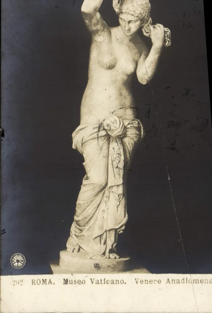Vénus Anadiomène — statue dans le Musée Vatican à Rome — éditeur CER n°202 - Recto