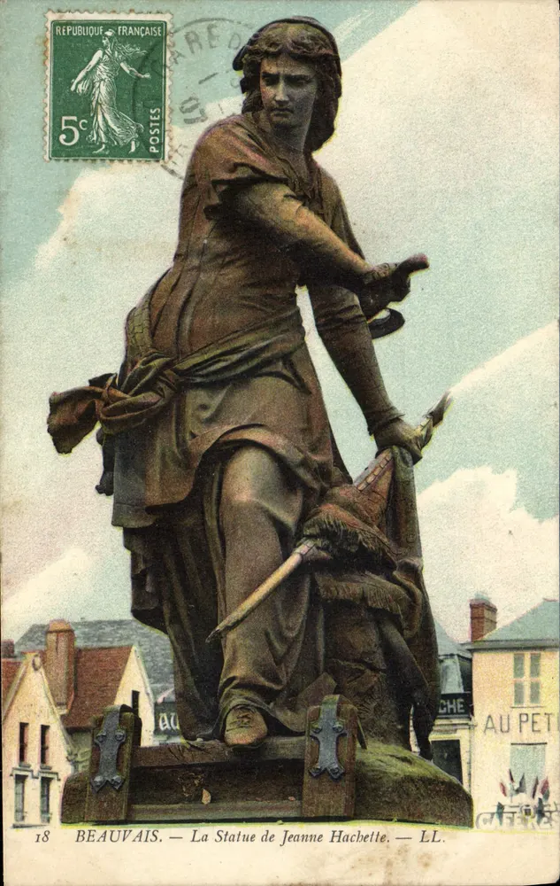 Beauvais — A Estátua de Jeanne Hachette — LL. - Frente