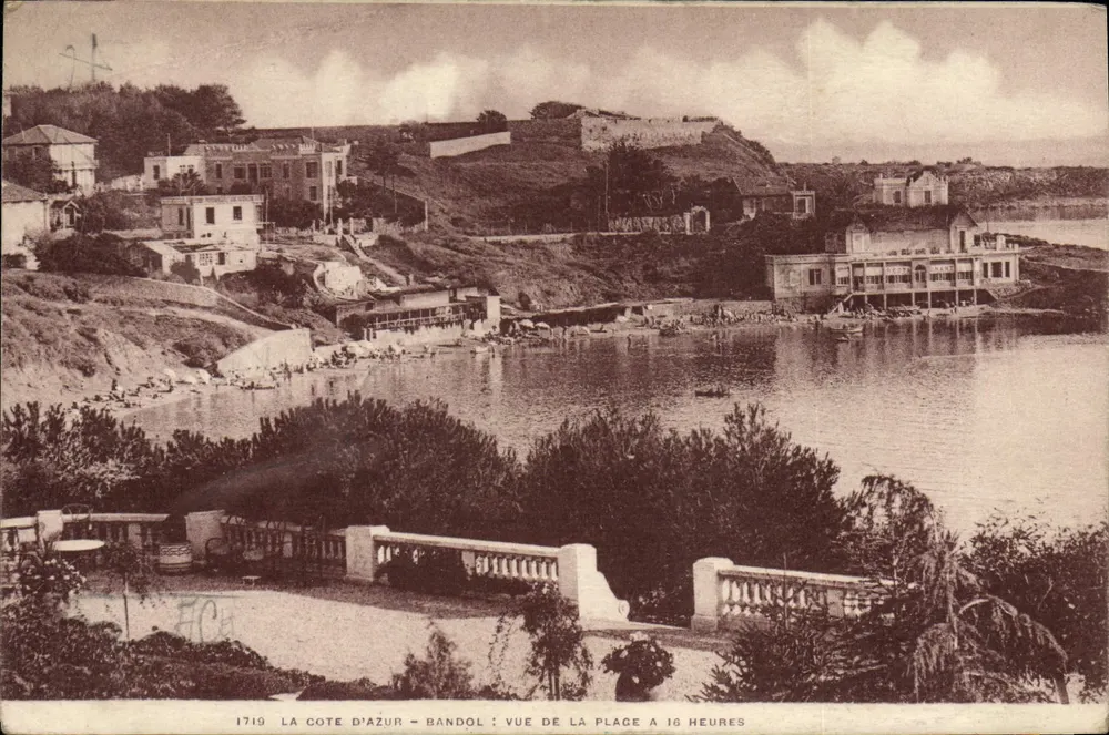Die Côte d'Azur - Bandol: Ansicht der Place um 16 Uhr — Verlag: Etablissement Phototypique Marisol, Toulon — Seriennummer 1719 - Vorderseite